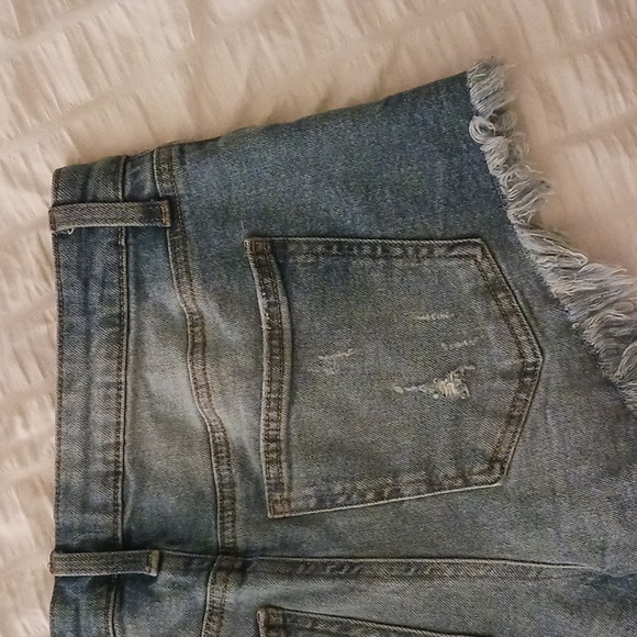 Womens Jean Shorts Size 5/27 - Picture 7 of 7